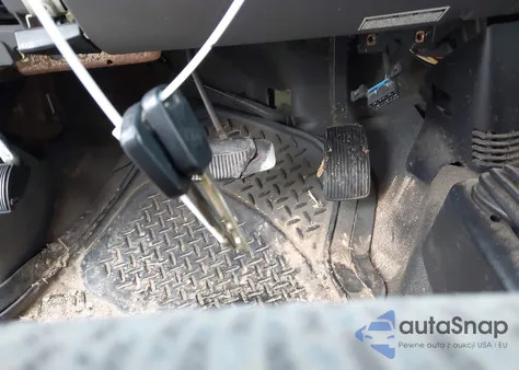 2002 Ford F-150 Xl/Xlt z USA, uszkodzony, nr VIN 2FTPF18Z92CA62367